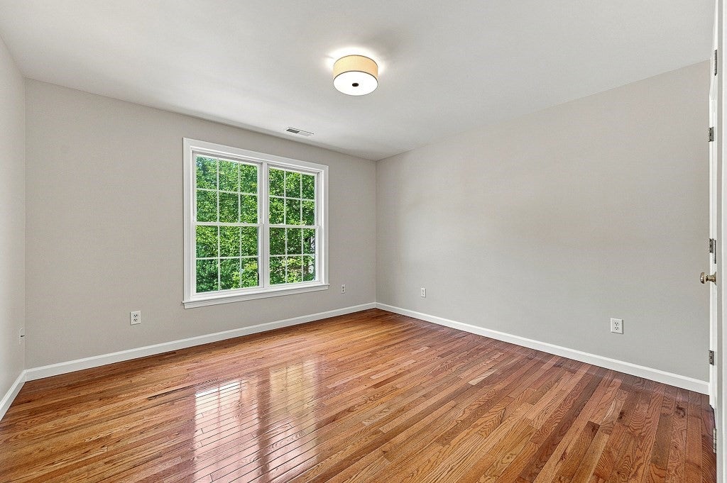 37 Aspen Avenue, Grafton, MA Photo #33