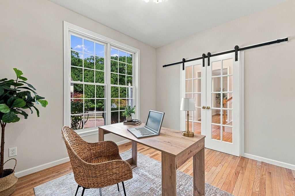 37 Aspen Avenue, Grafton, MA Photo #5