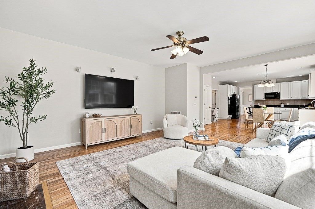 37 Aspen Avenue, Grafton, MA Photo #17