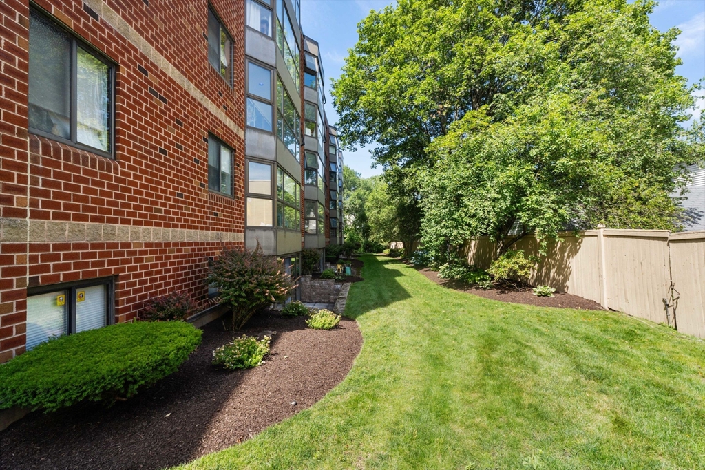 975 Mass Avenue 106