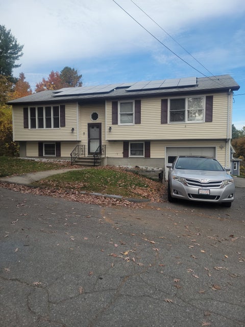 Photo of 10 Pershing St, Worcester, MA 01606 (MLS # 73597156)
