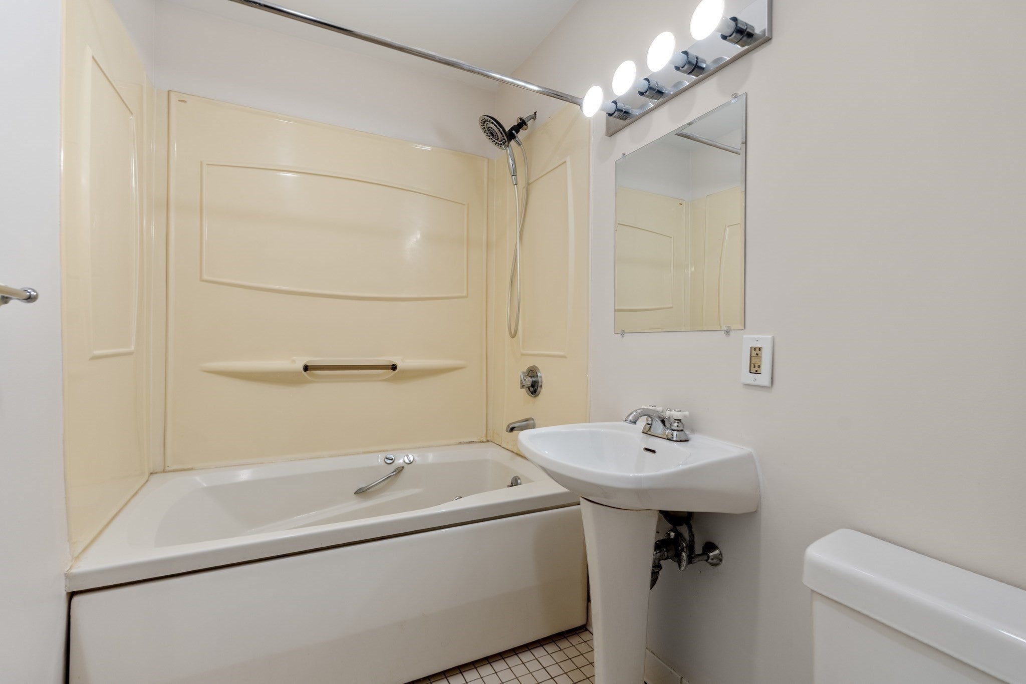95 Anderer Ln #3, Boston, MA Photo #19