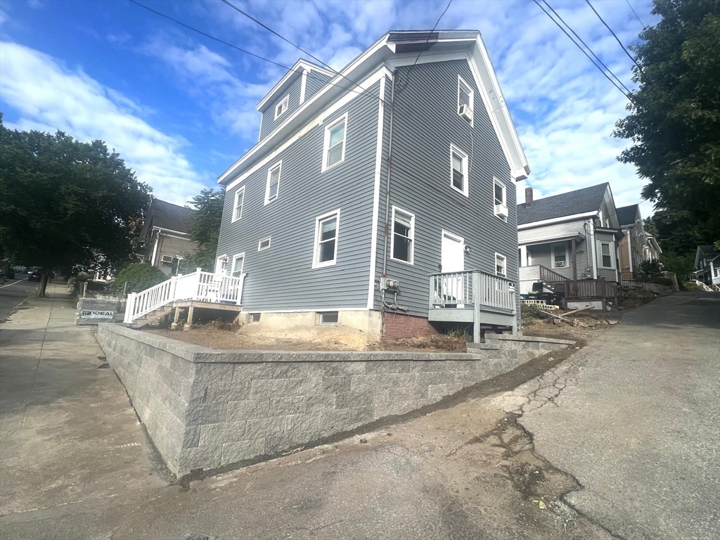 25 High St