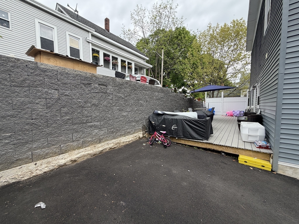 25 High St