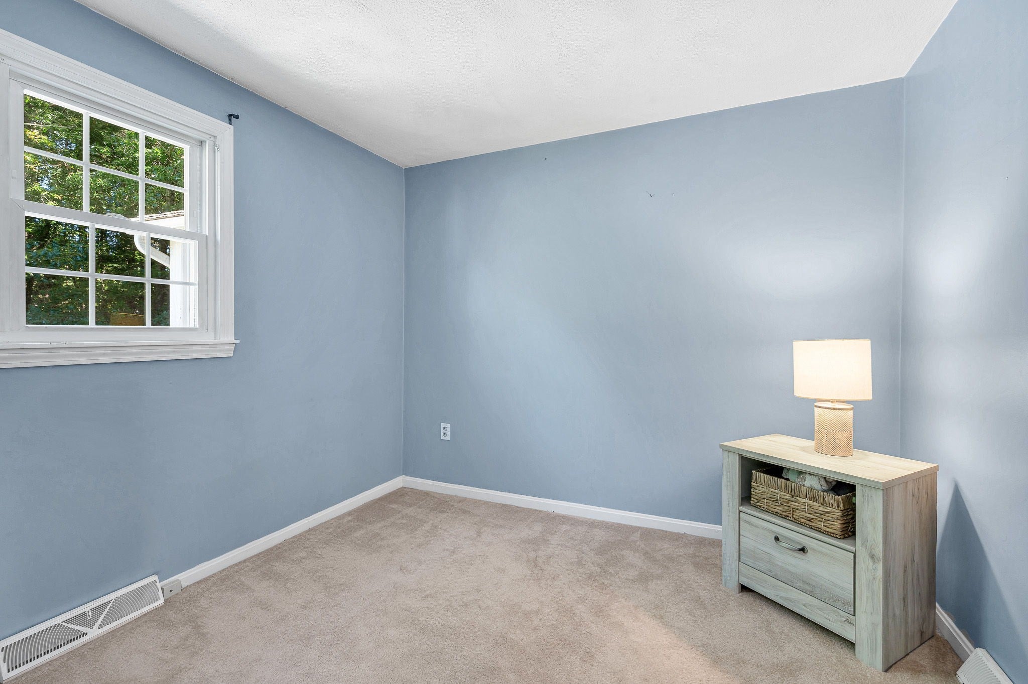 7 Hickory Dr, Townsend, MA Photo #11