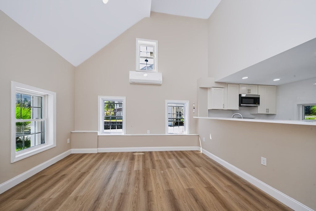 16 Winter Pl, Winchendon, MA Photo #12