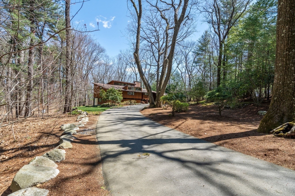 80 Puritan Lane