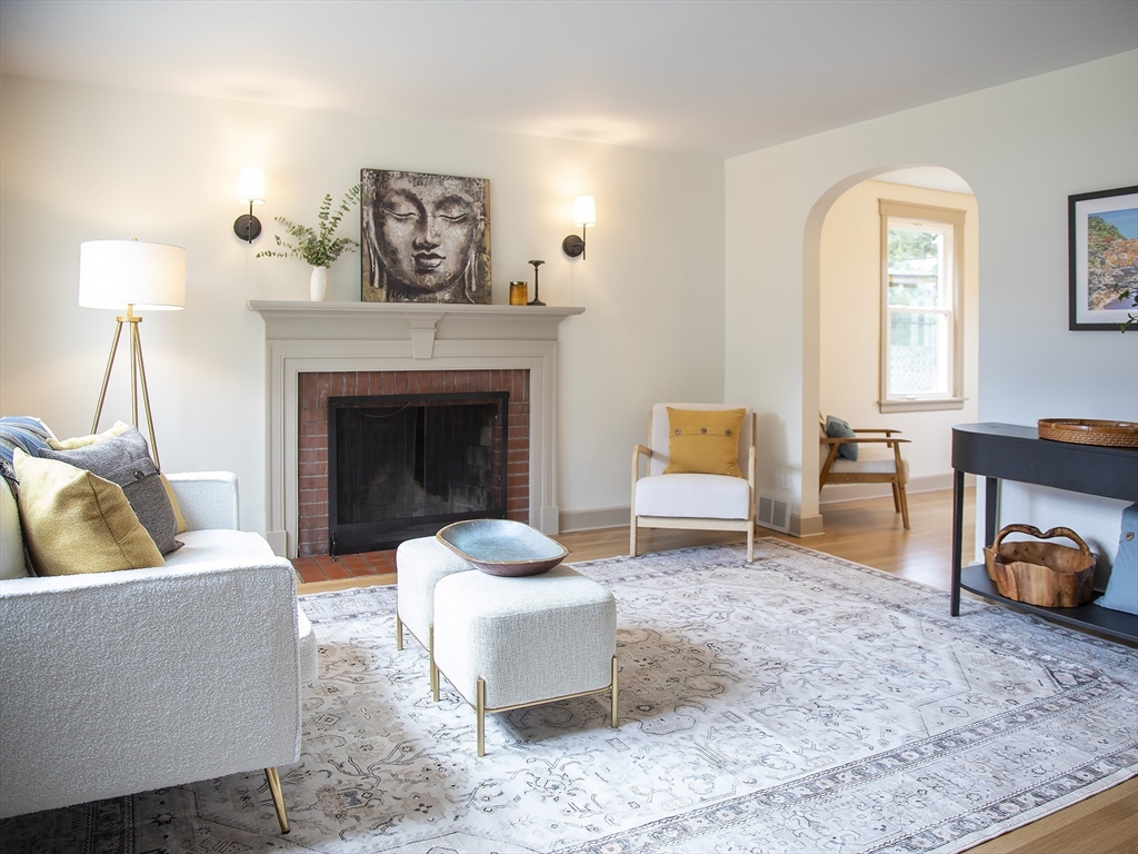 112 Harmon Ave
