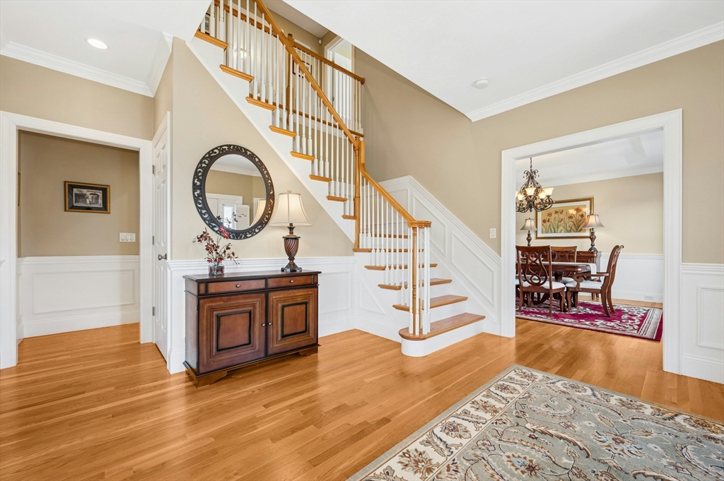 15 Glenwood Ln