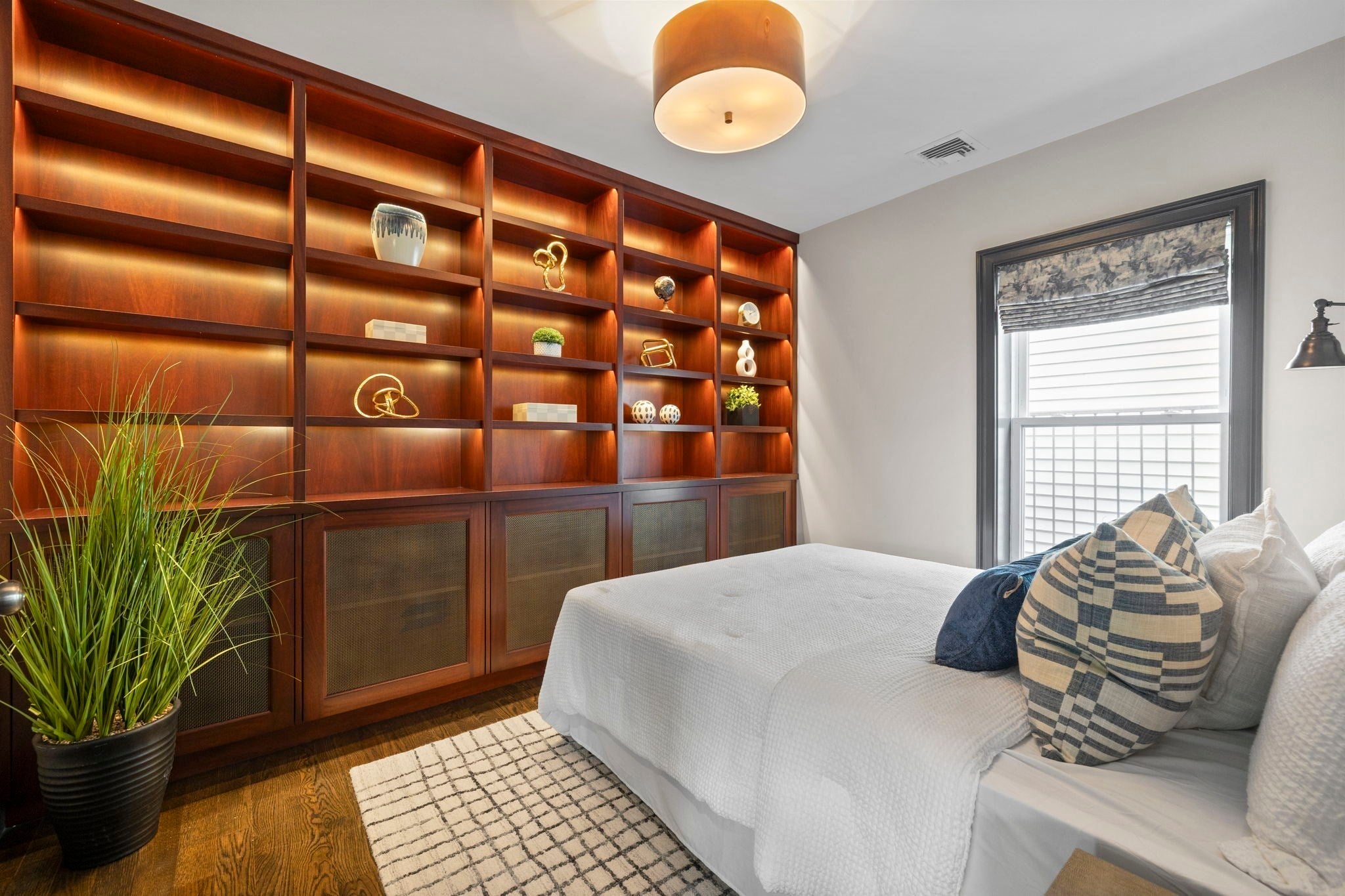 580 E 2nd St #6, Boston, MA Photo #11