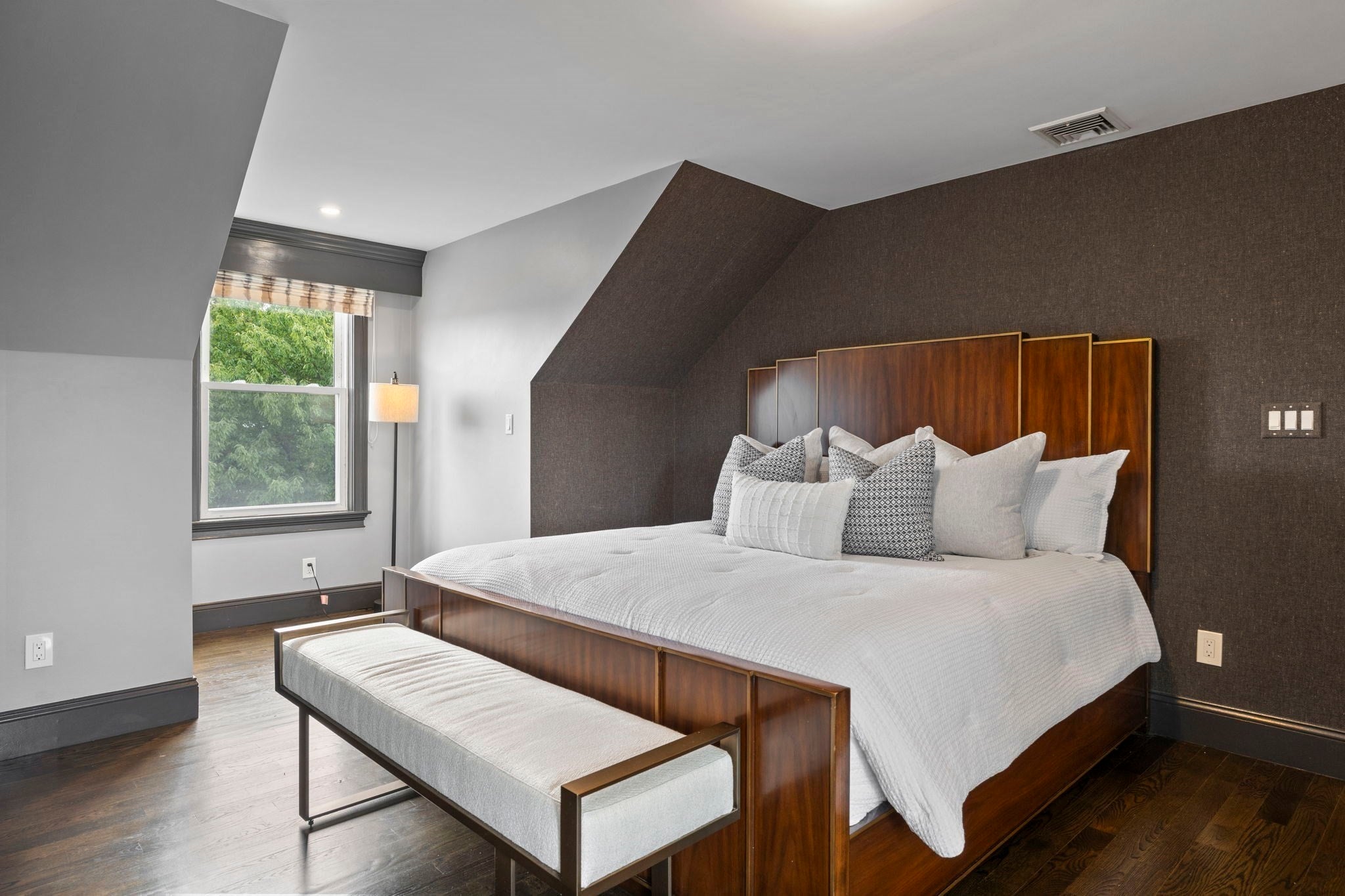 580 E 2nd St #6, Boston, MA Photo #16
