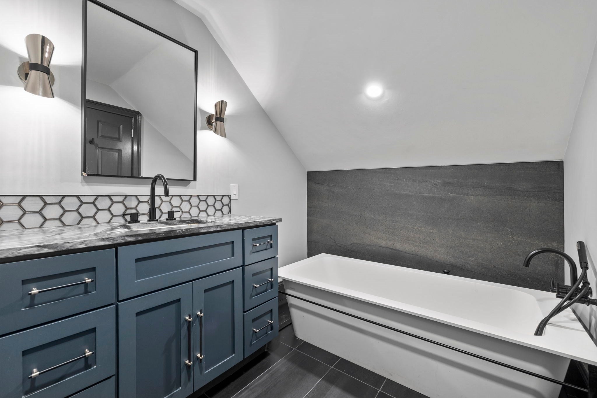 580 E 2nd St #6, Boston, MA Photo #19