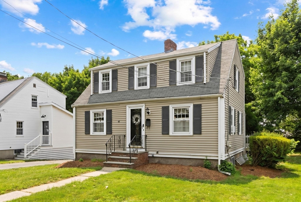 138 Ellis Ave