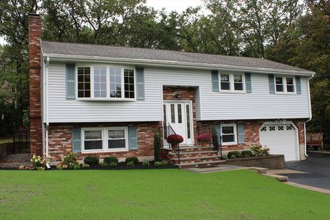 6 Oak Knoll Drive Woburn MA 01801