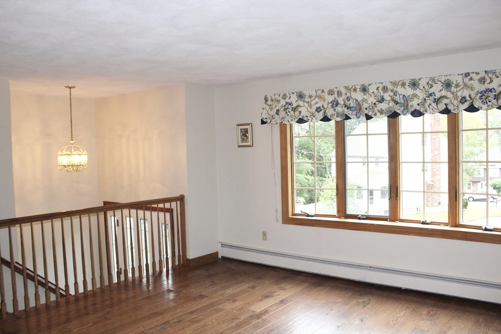 6 Oak Knoll Drive