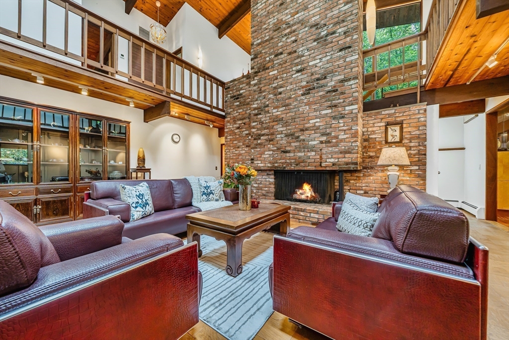 37 Wolf Pine Way