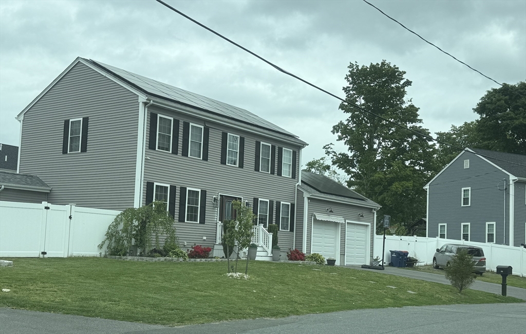 65 Armsby St