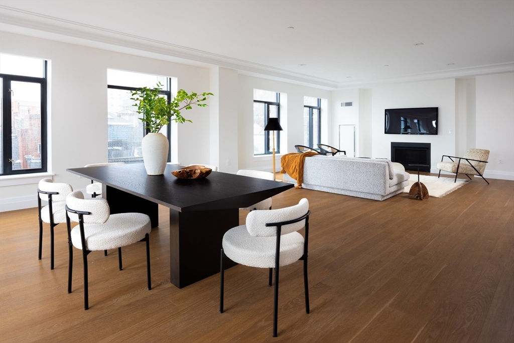 45 Temple St 401