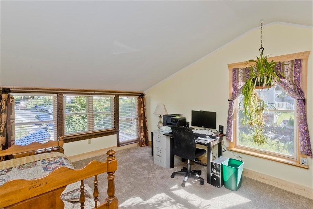 34 Washington St, Greenfield, MA, 34 Washington St, Greenfield, MA Photo #13