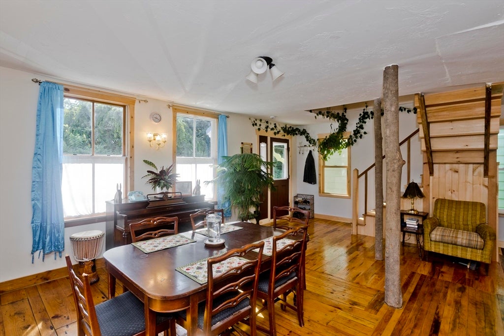 34 Washington St, Greenfield, MA, 34 Washington St, Greenfield, MA Photo #4
