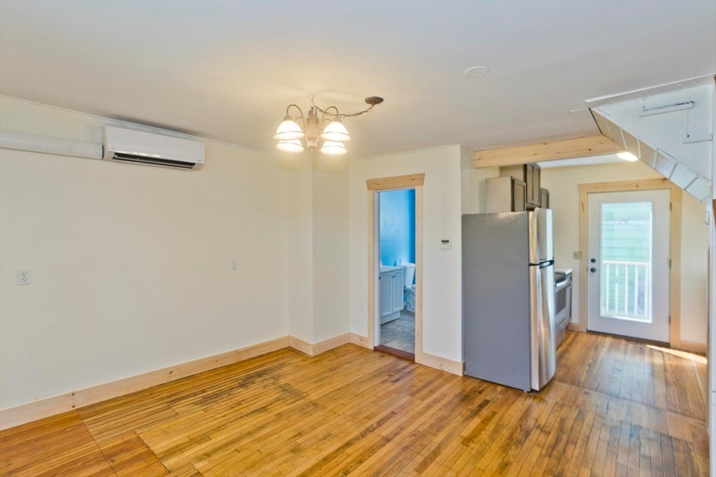 34 Washington St, Greenfield, MA, 34 Washington St, Greenfield, MA Photo #16