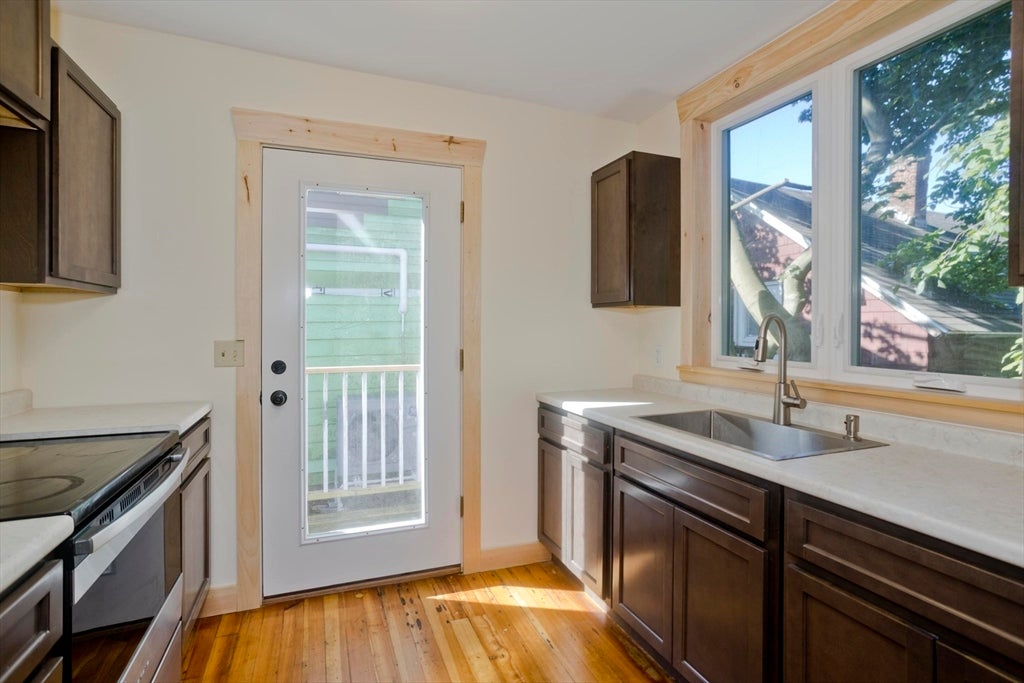 34 Washington St, Greenfield, MA, 34 Washington St, Greenfield, MA Photo #21