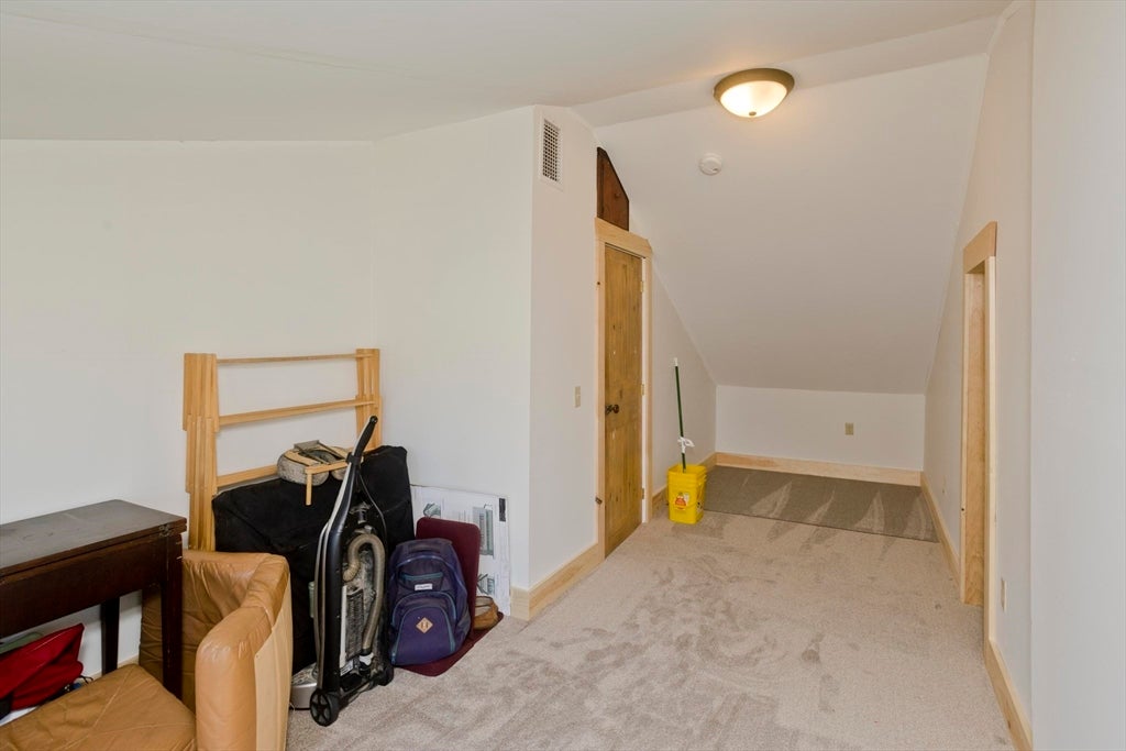 34 Washington St, Greenfield, MA, 34 Washington St, Greenfield, MA Photo #12