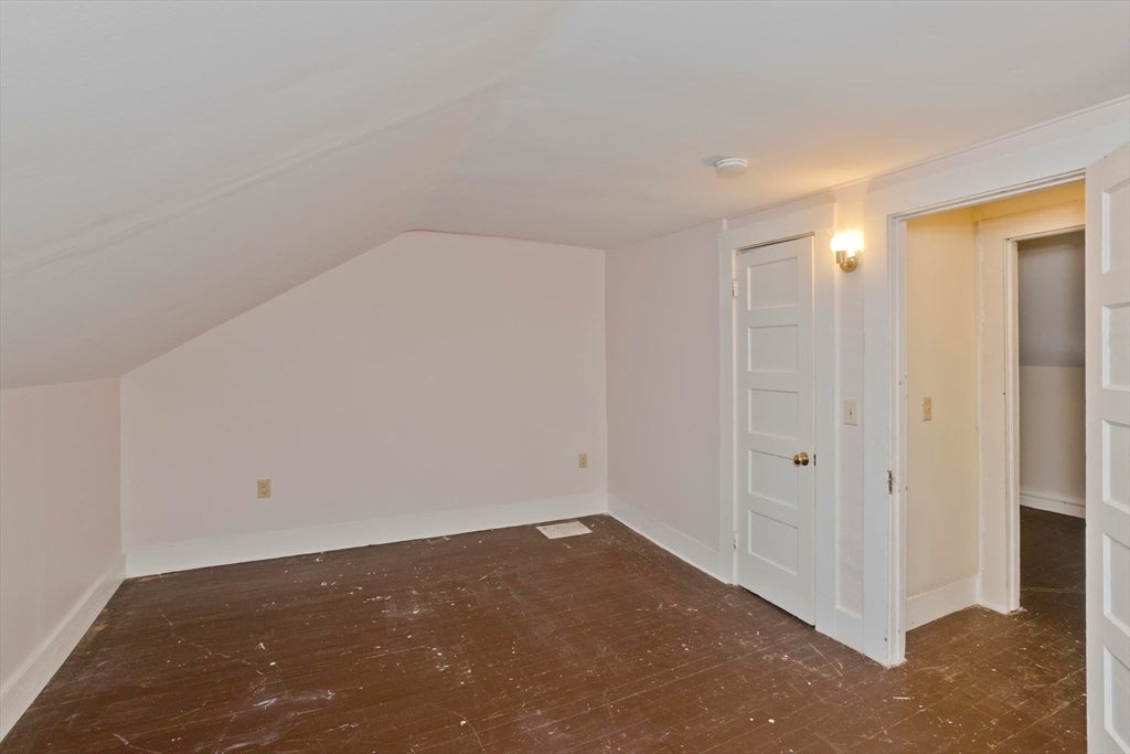 34 Washington St, Greenfield, MA, 34 Washington St, Greenfield, MA Photo #26