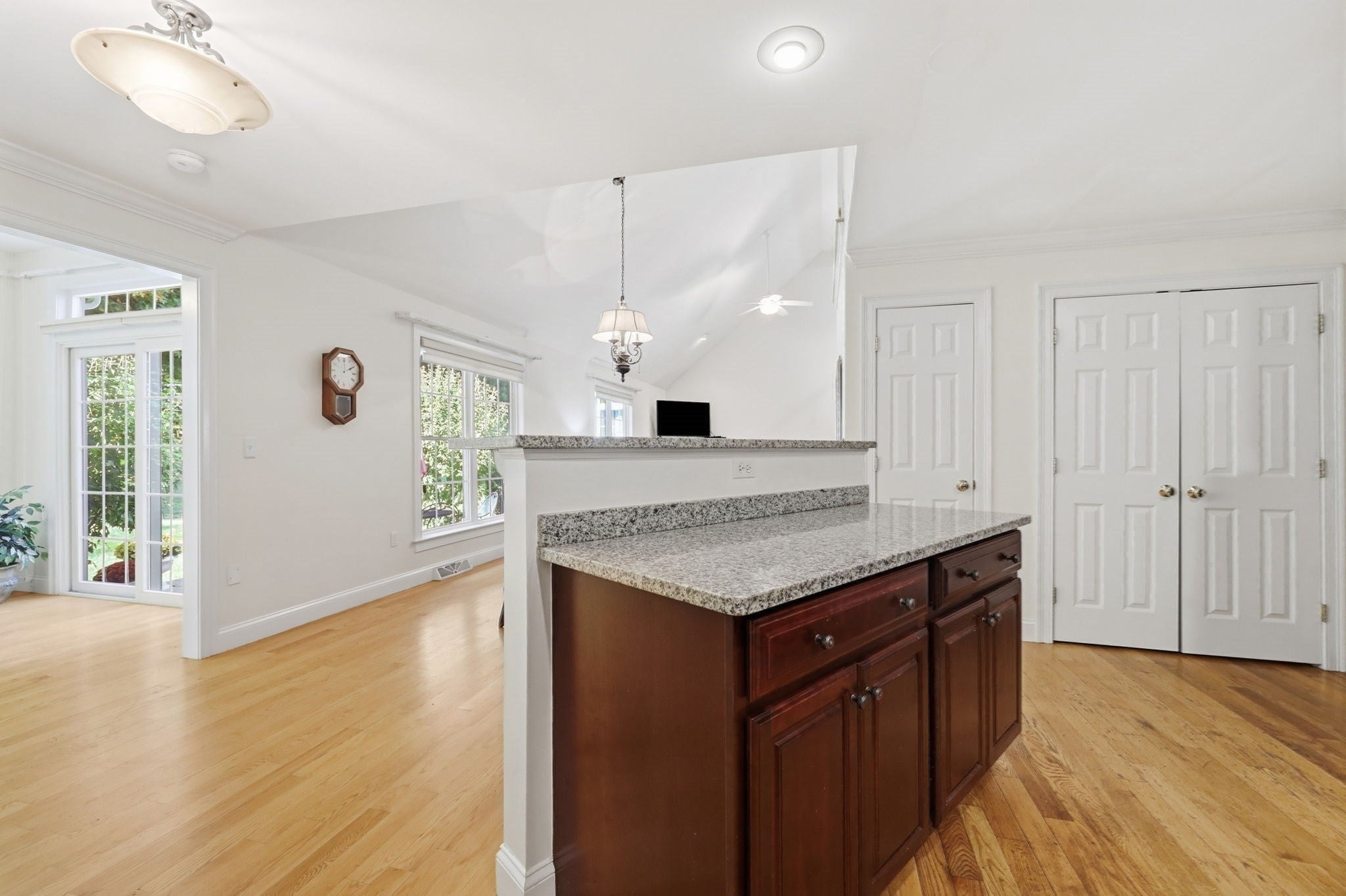 23 Wynnfield Cir #23, Southwick, MA Photo #9