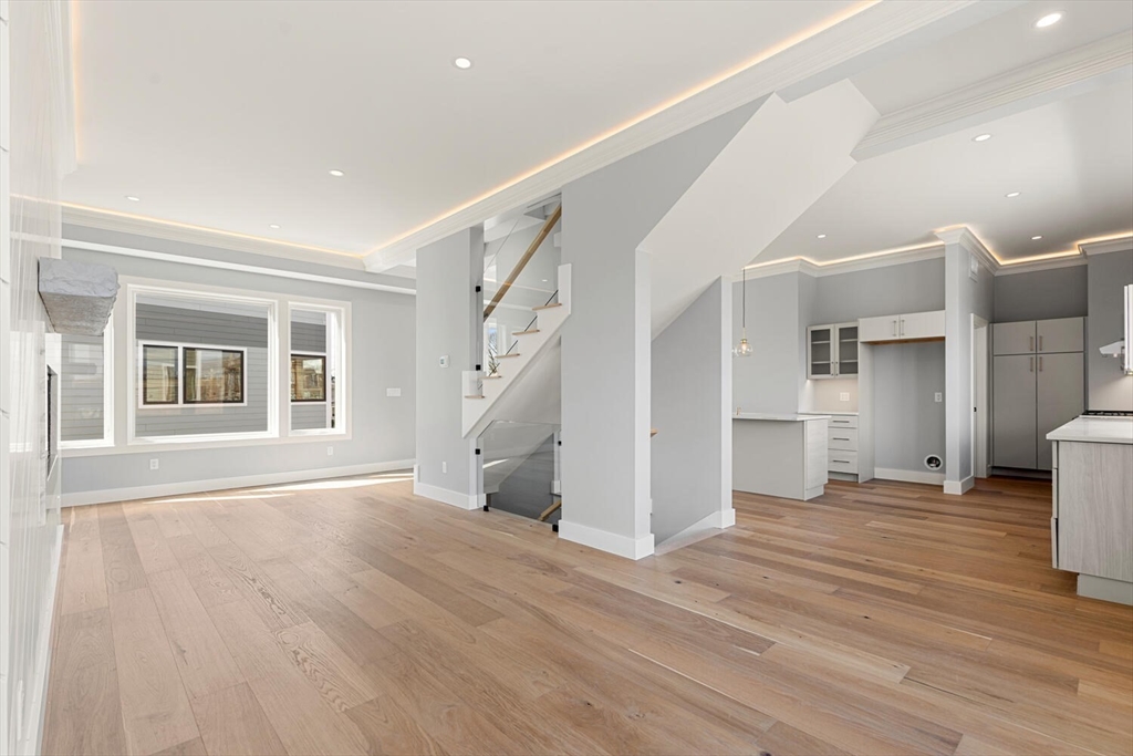 308 Newton Street 1