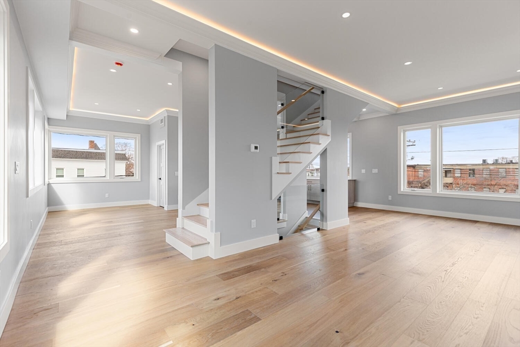 308 Newton Street 1