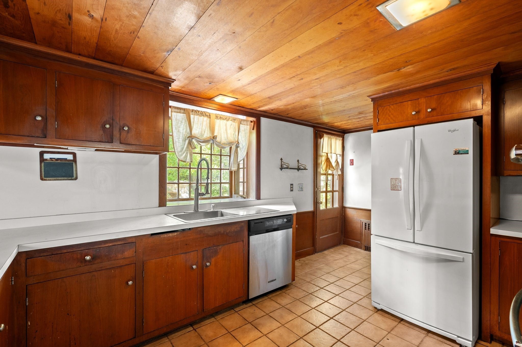 13 Whitcomb Ave, Hingham, MA Photo #9