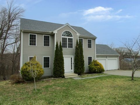 12 Fatima Ln Worcester MA 01606