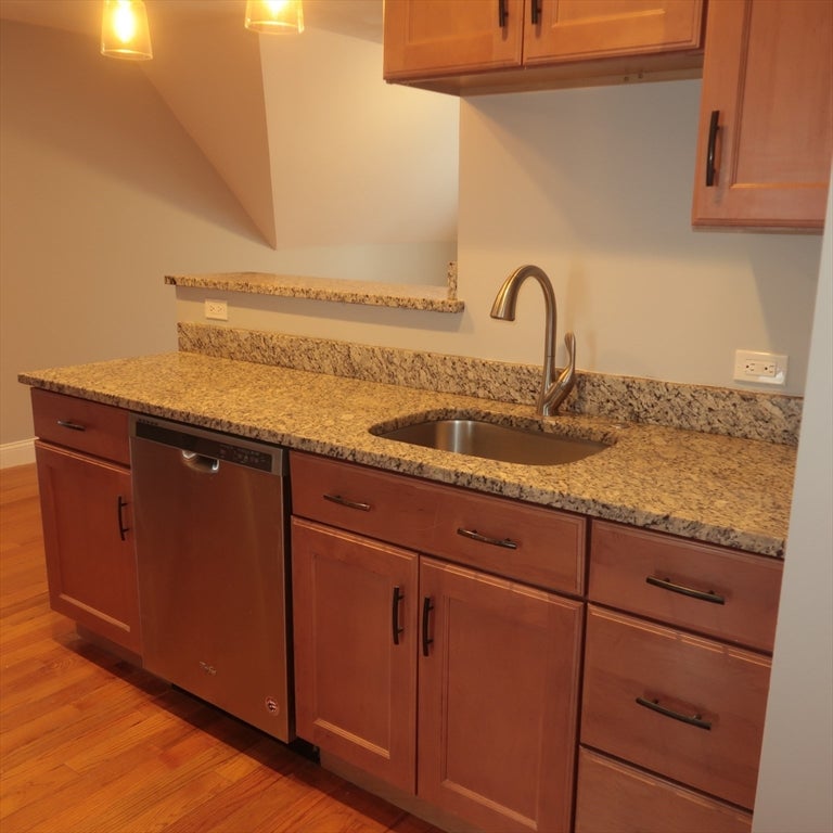45 Glenwood ST #3, Malden, MA Photo #5