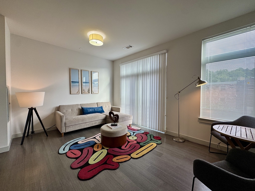99 Tremont 205