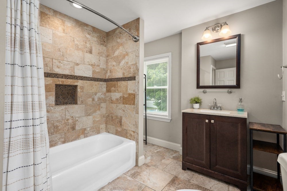 60 Court St, Medford, MA, 60 Court St, Medford, MA Photo #25