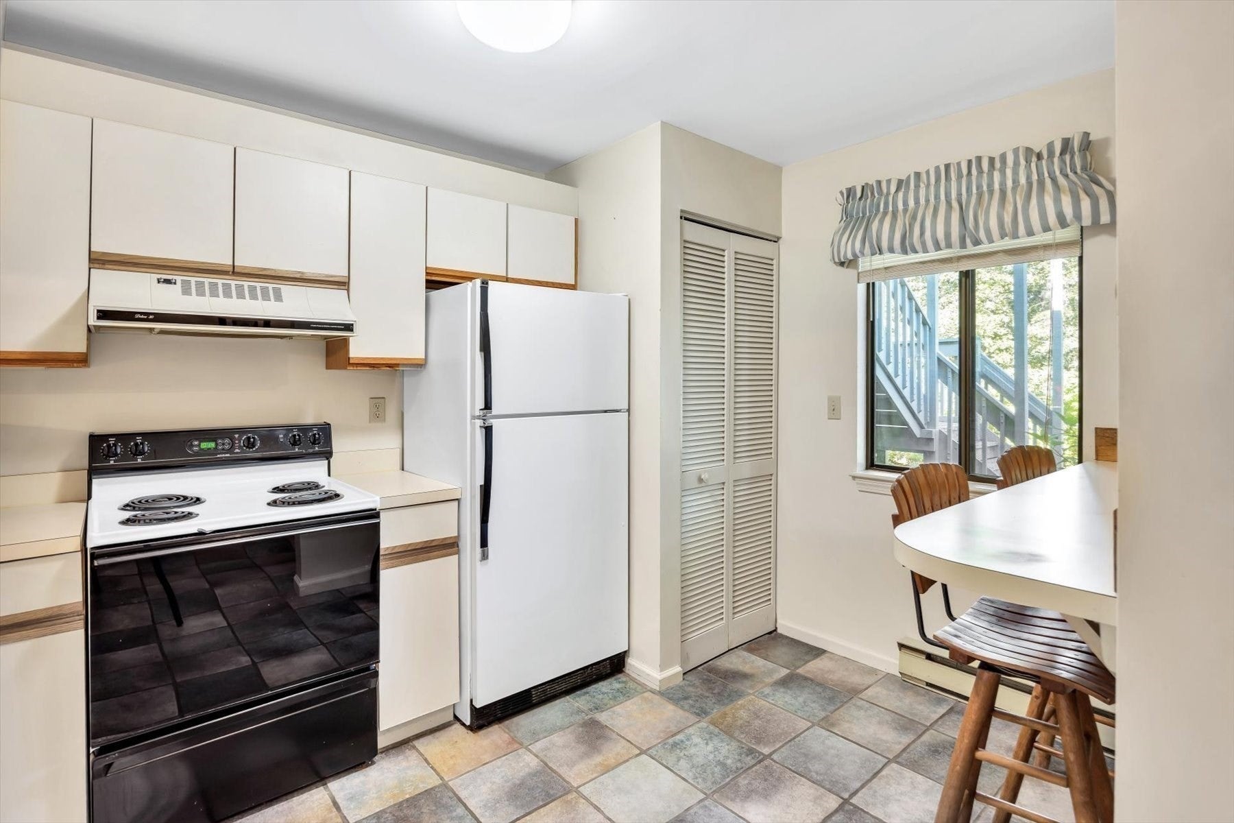 104 Eaton Ln #104, Brewster, MA, 104 Eaton Ln #104, Brewster, MA Photo #6