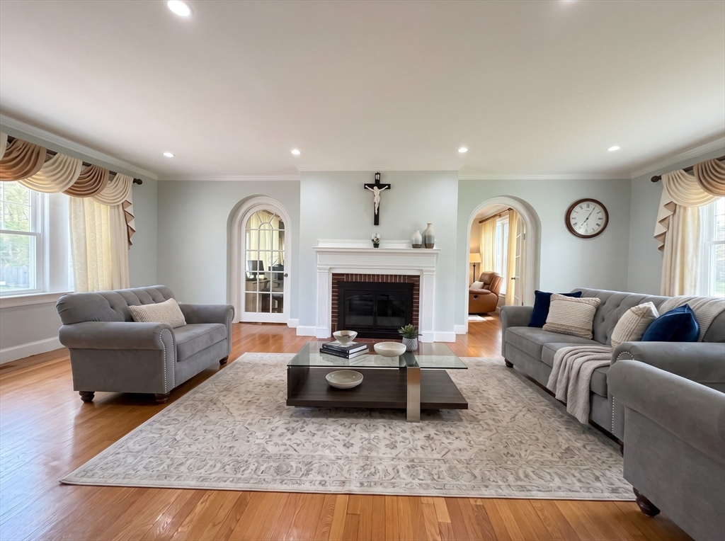 115 Hawthorn Rd, Braintree, MA, 115 Hawthorn Rd, Braintree, MA Photo #5