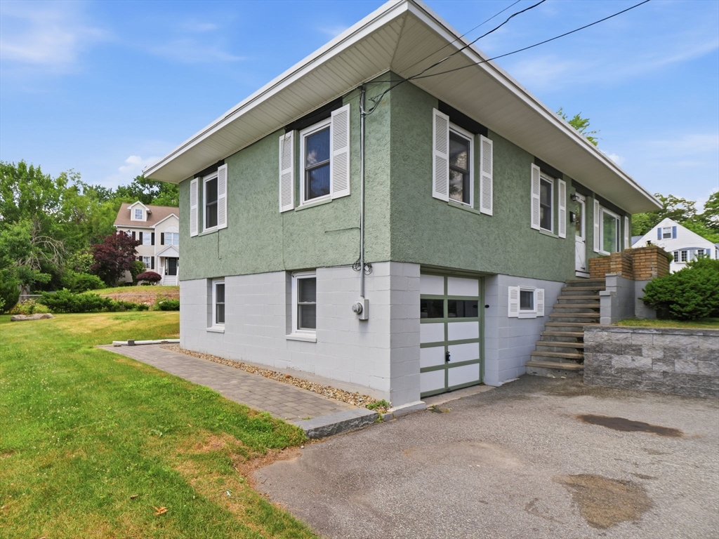 48 Pinedale Ave