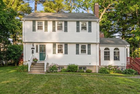 Photo of 16 Sunnyside Ave, Wellesley, MA 02482 (MLS # 73474490)