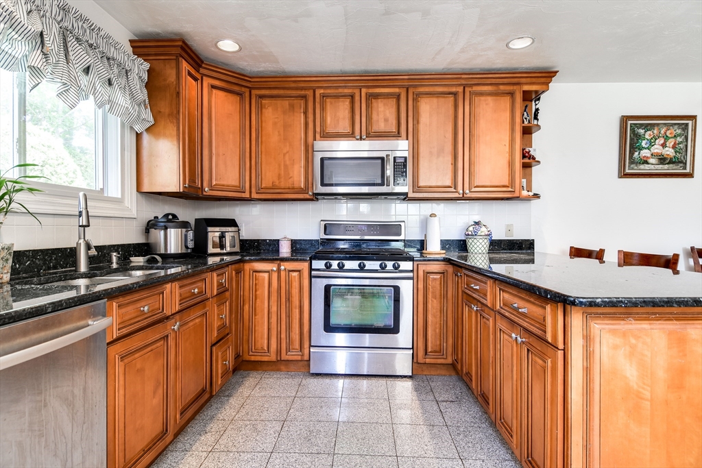 325 Captain Eames Circle 325