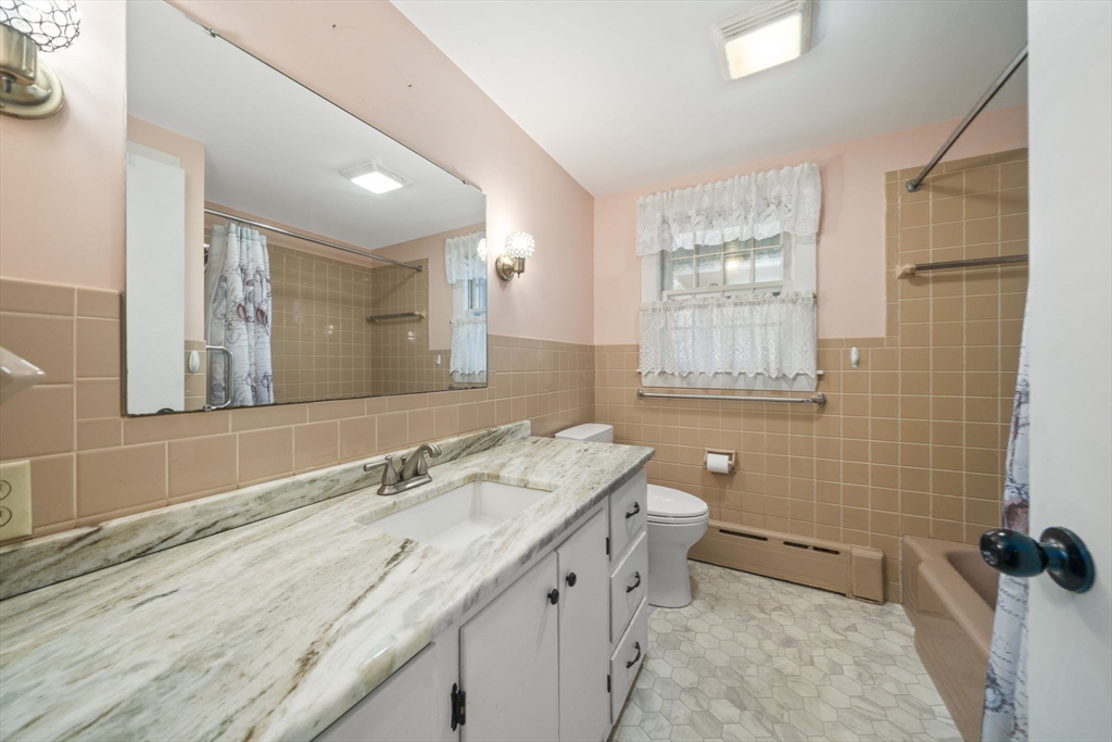 42 Old Barnstable Rd, Falmouth, MA, 42 Old Barnstable Rd, Falmouth, MA Photo #24