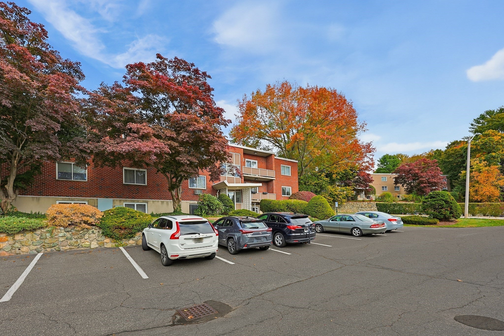 22 Jacqueline Rd #D, Waltham, MA Photo #23