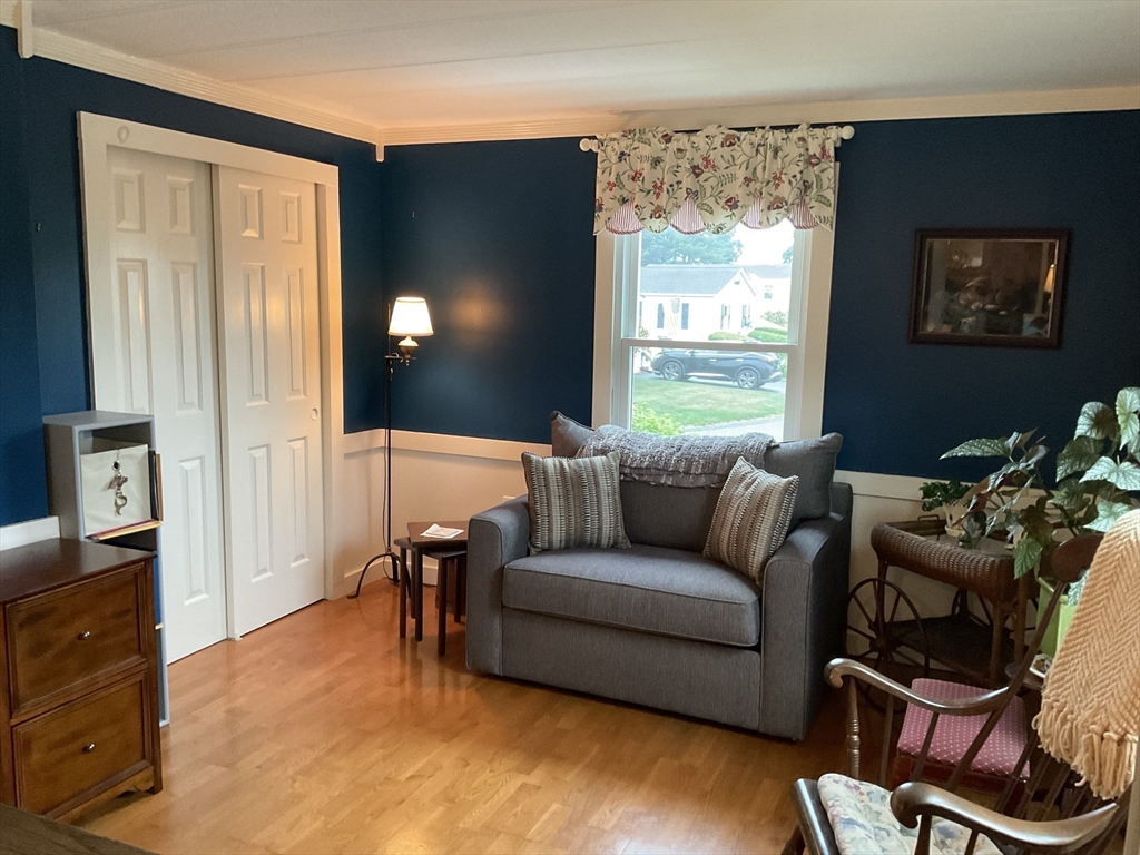 14 Narragansett Drive