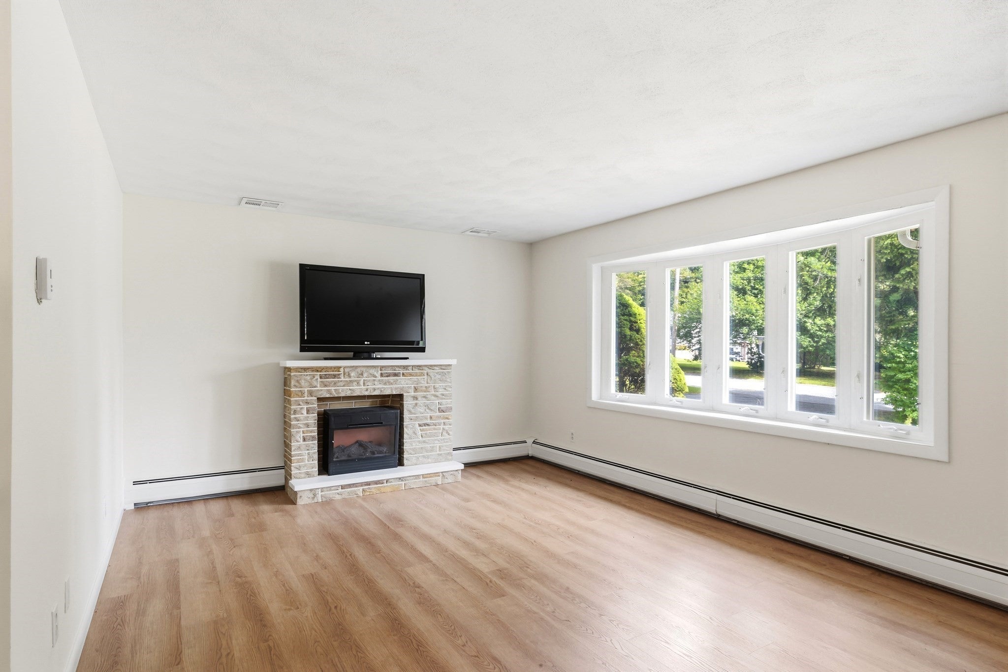 23 Colonial Way, Rehoboth, MA, 23 Colonial Way, Rehoboth, MA Photo #19