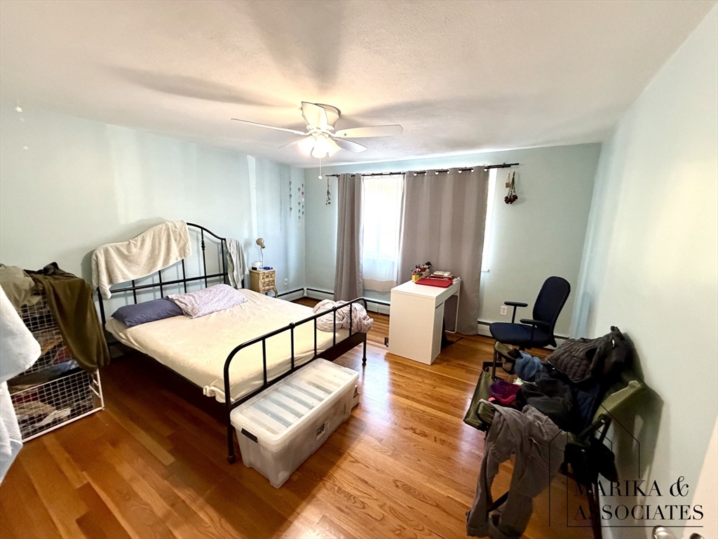 205 Kent Street 18