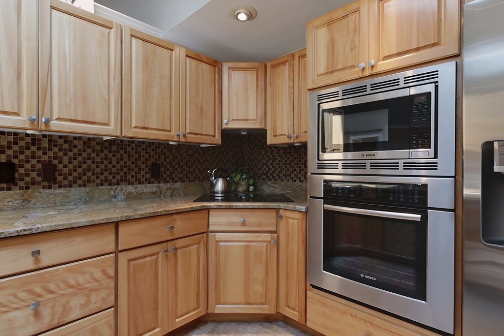 120-1/2 Lowell Rd B