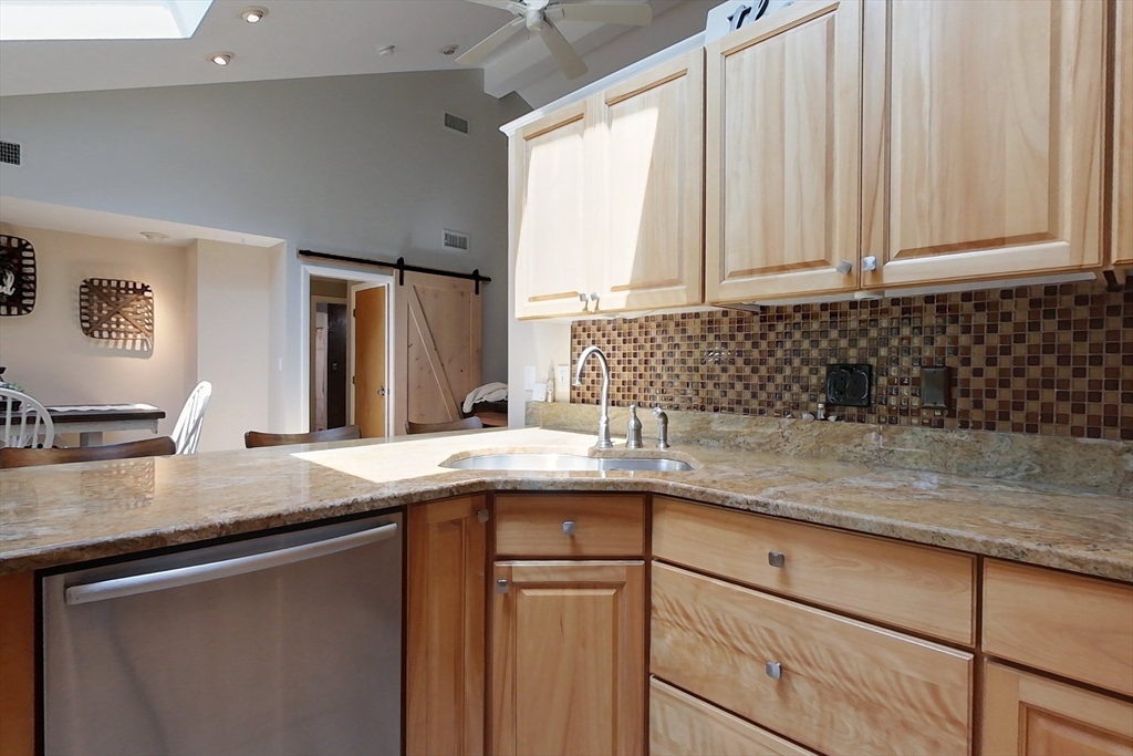 120-1/2 Lowell Rd B