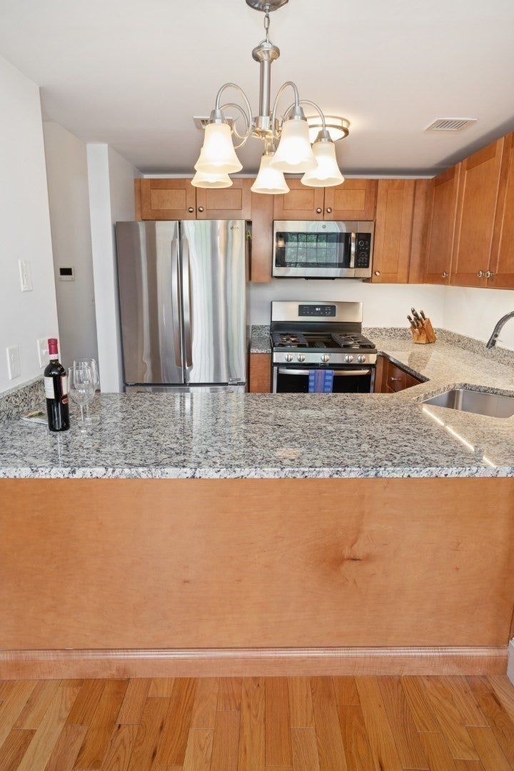 52 Sanborn Street #202, Reading, MA Photo #12
