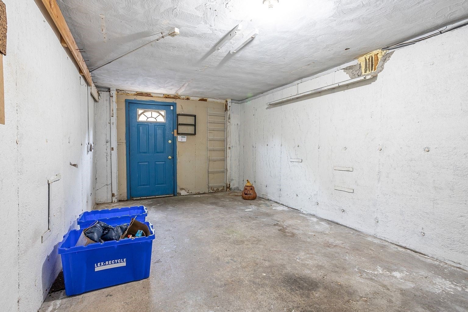 16 Westwood Rd, Lexington, MA, 16 Westwood Rd, Lexington, MA Photo #17